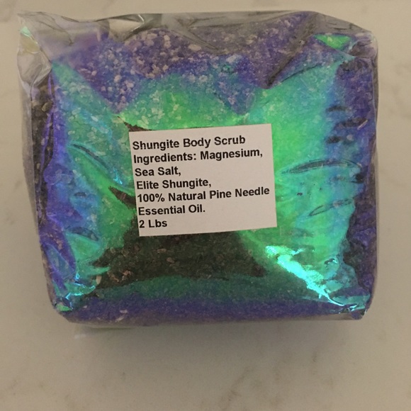 Shungite Body Scrub - Picture 2 of 2
